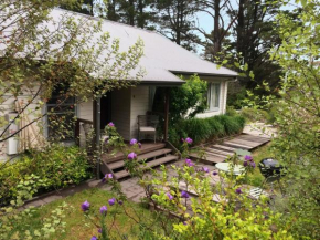 Georgette House in Leura